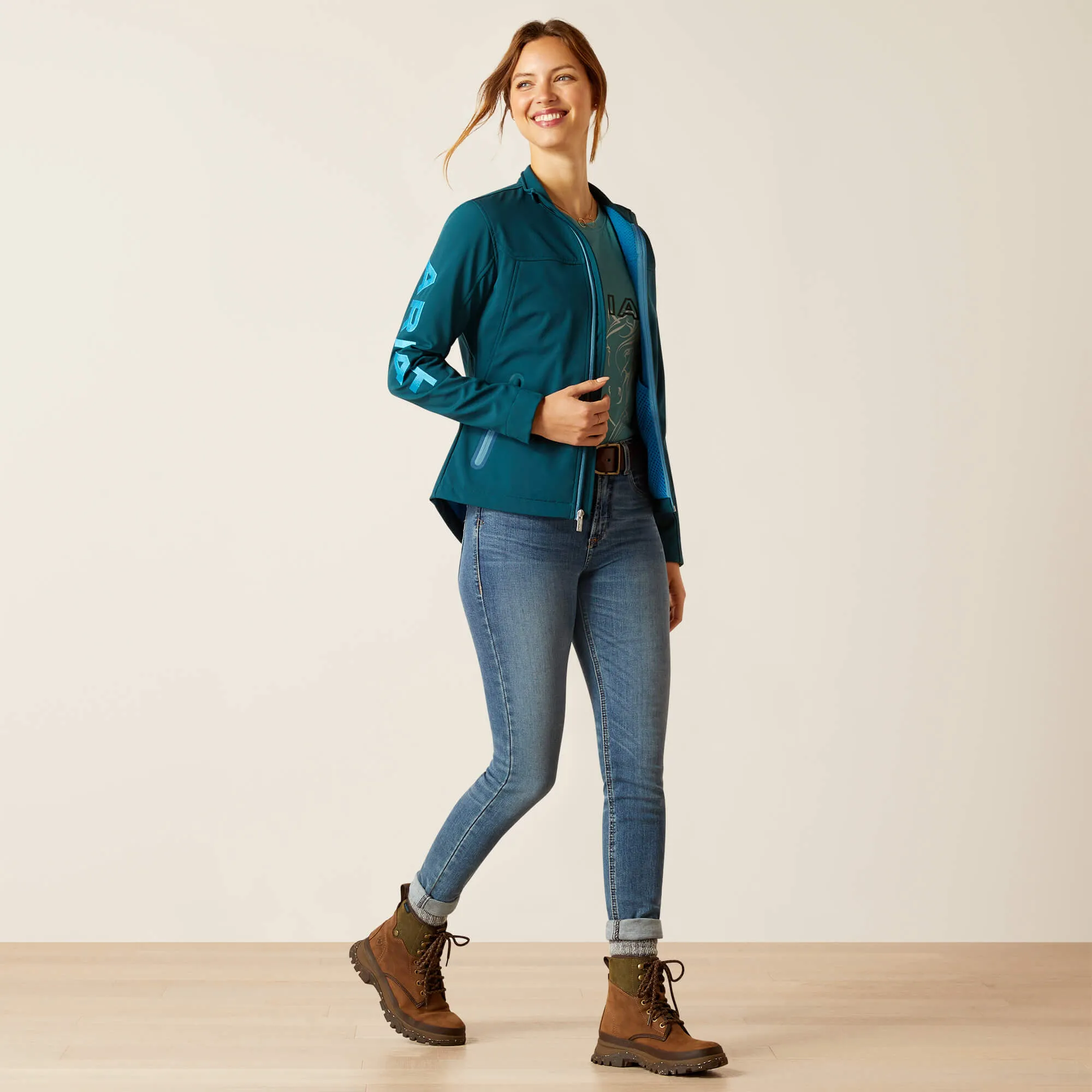 Ariat Women's New Team Softshell Jacket