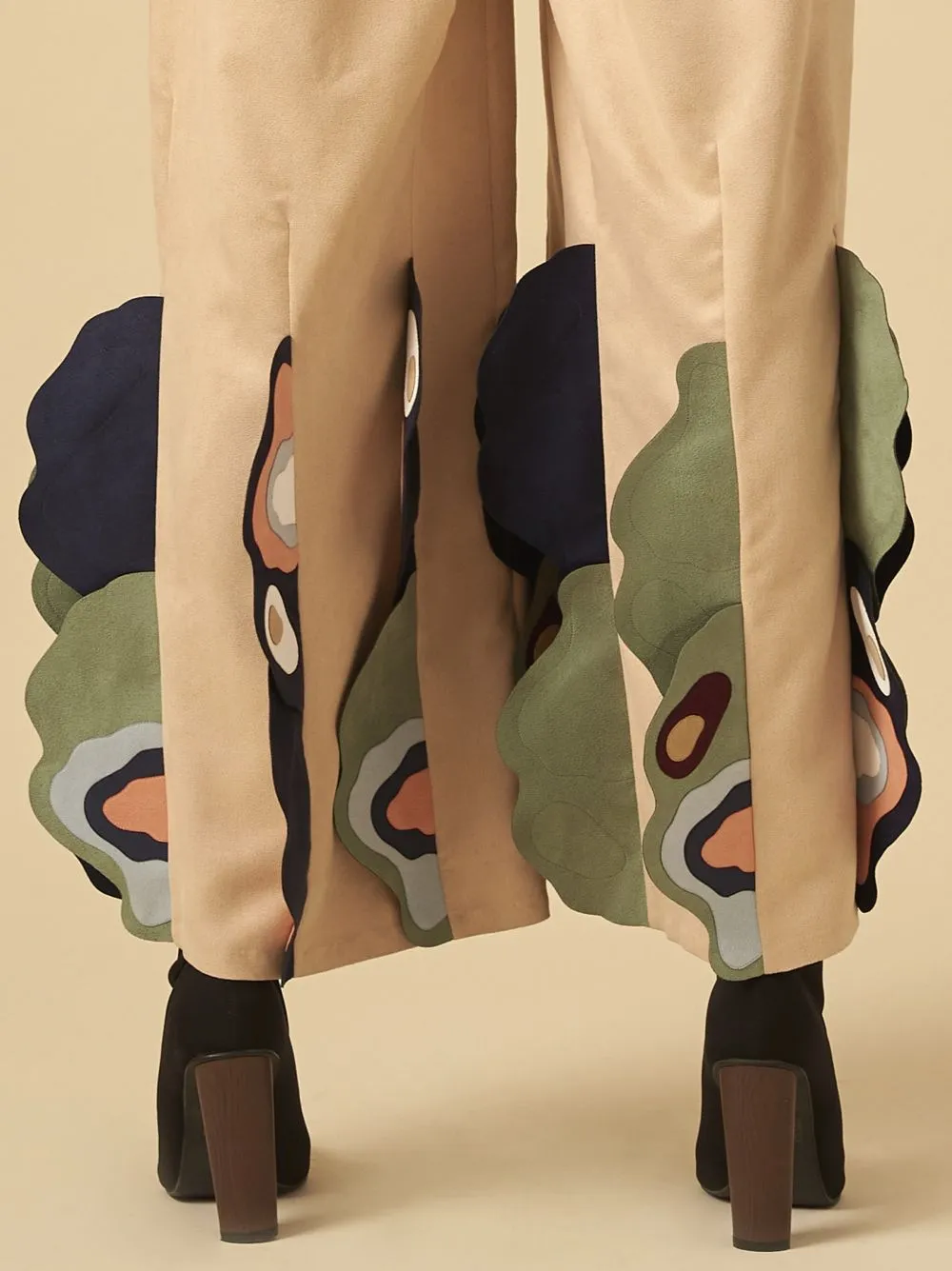 ECRU FLUTE TOP & TROUSER SET