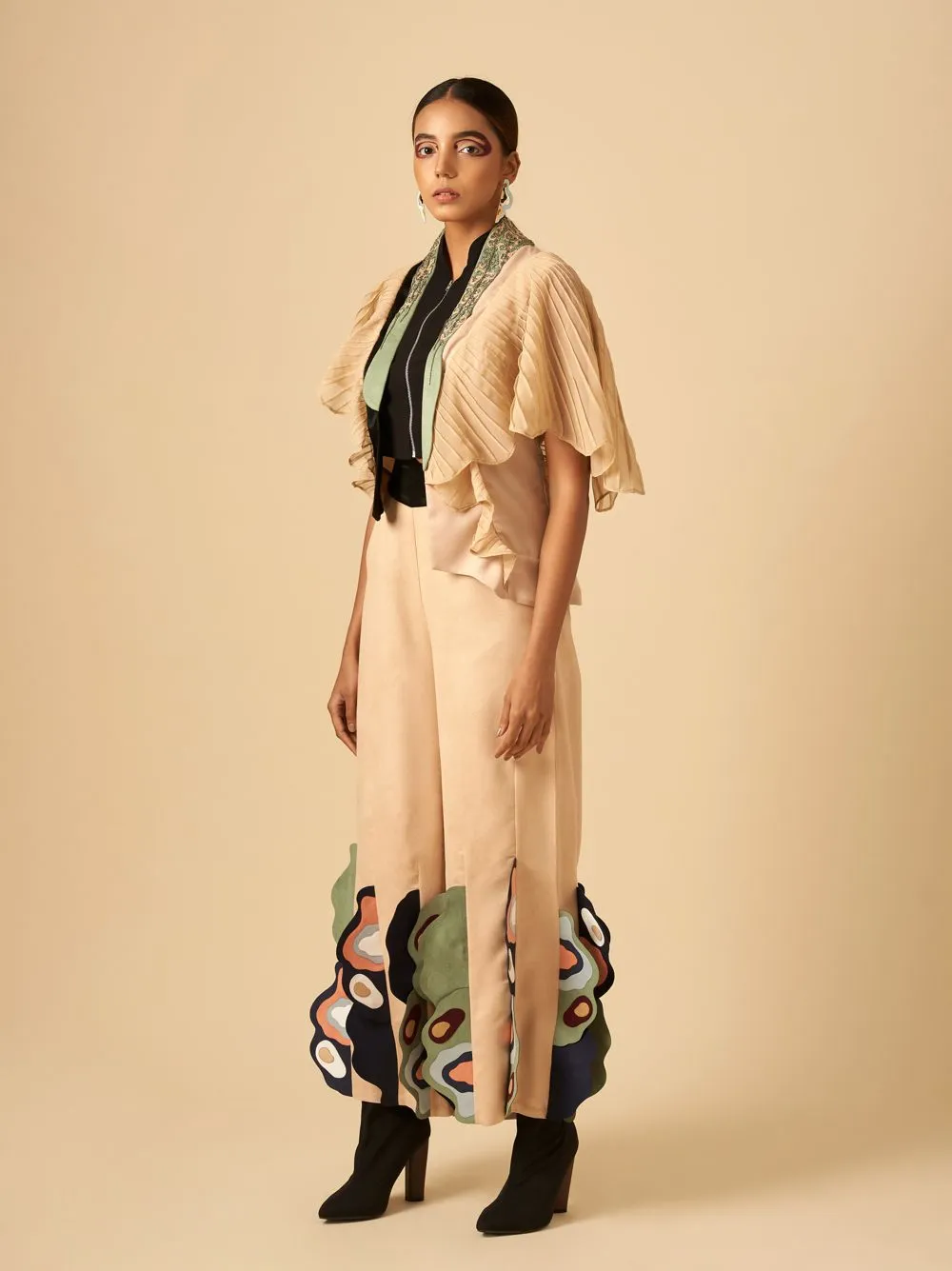 ECRU FLUTE TOP & TROUSER SET
