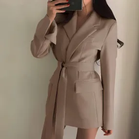 Luisa - Elegante blazer met riem voor dames