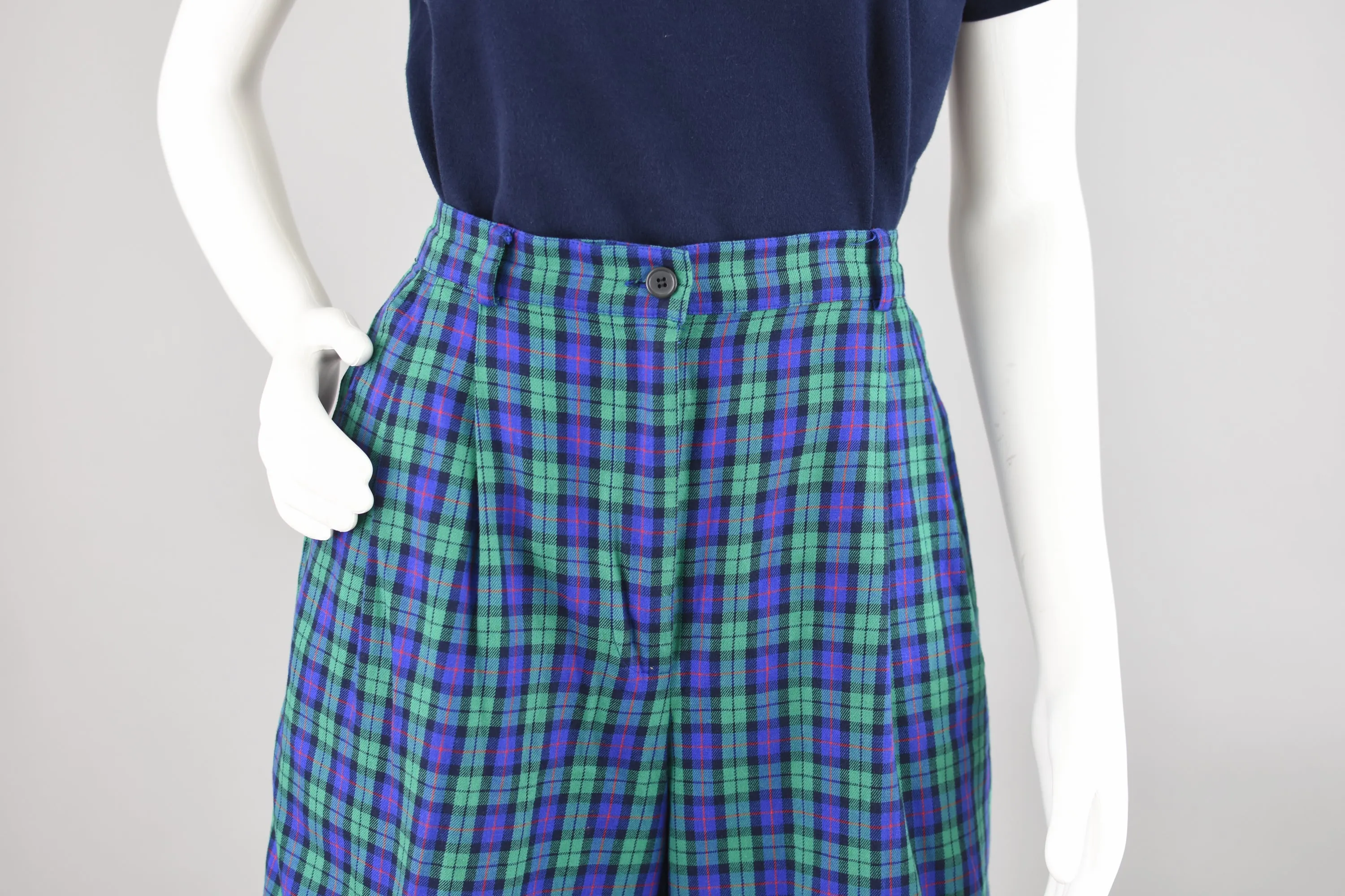 Vintage Talbots Blue Pleated Plaid Bermudas, Women's Size 8, 28" Waist